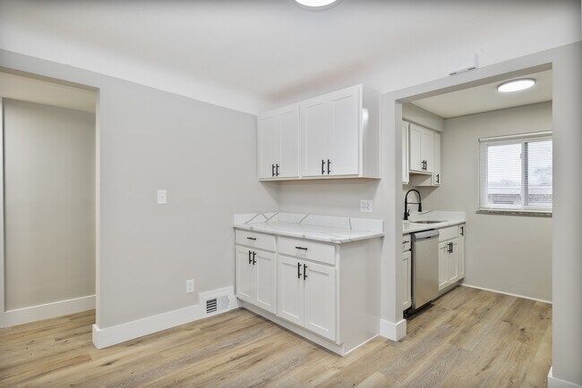 TERRA - West of West in Rocky River, OH - Building Photo - Interior Photo