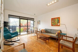 2920 Ash St in Vancouver, BC - Building Photo - Building Photo