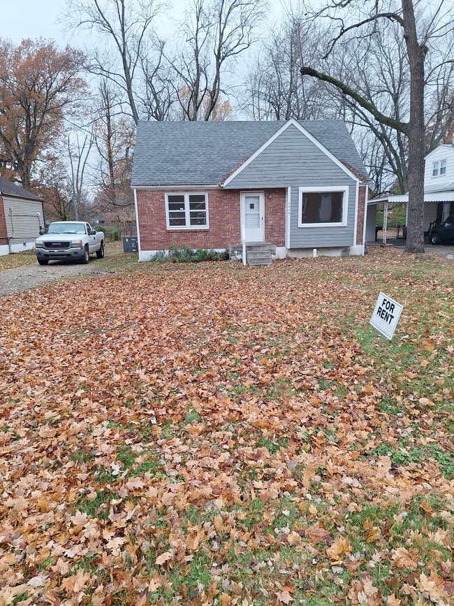 property at 4848 Brenda Dr