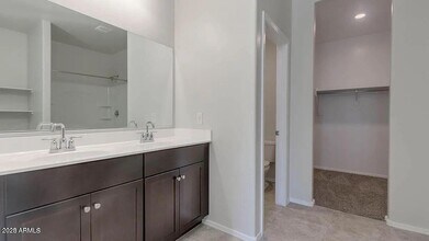 24419 W Jones Ave in Buckeye, AZ - Building Photo - Building Photo