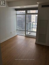 2181 Yonge St in Toronto, ON - Building Photo - Building Photo