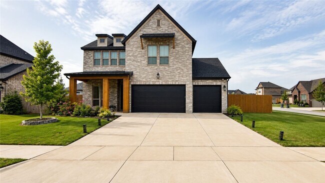 property at 1405 George Robbins Ln