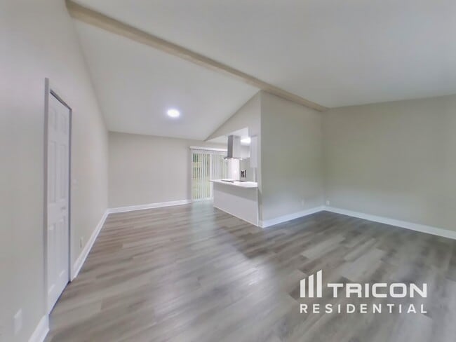 1297 Voyager St in Deltona, FL - Foto de edificio - Building Photo