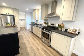 30 Bellwood Dr, Unit 661485 in Swartz Creek, MI - Foto de edificio - Building Photo