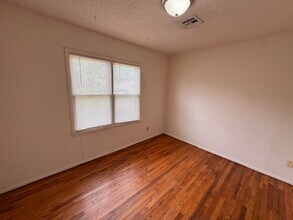 1224 Iowa St in Norman, OK - Building Photo - Building Photo