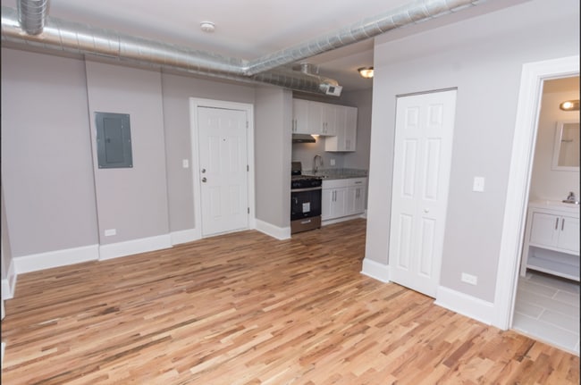 property at 1200 S Kedvale Ave