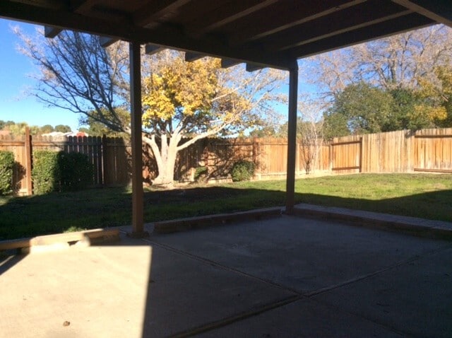 3045 Brentwood Ave in Lancaster, CA - Building Photo - Building Photo