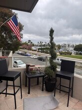1643 Glorietta Blvd in Coronado, CA - Building Photo - Building Photo