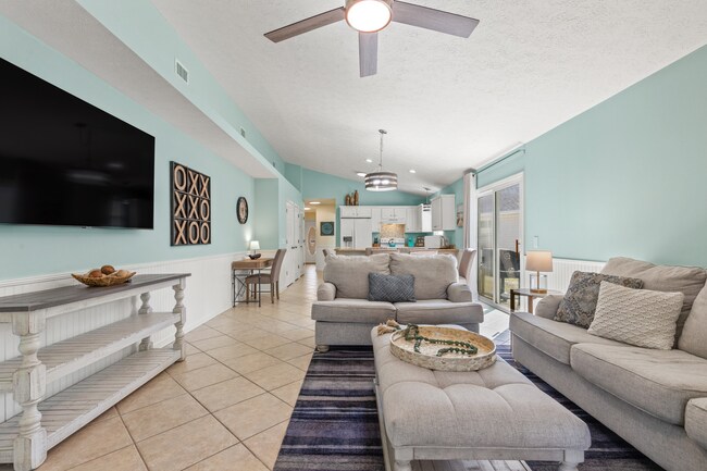 136 White Cap Way in Panama City Beach, FL - Building Photo - Building Photo