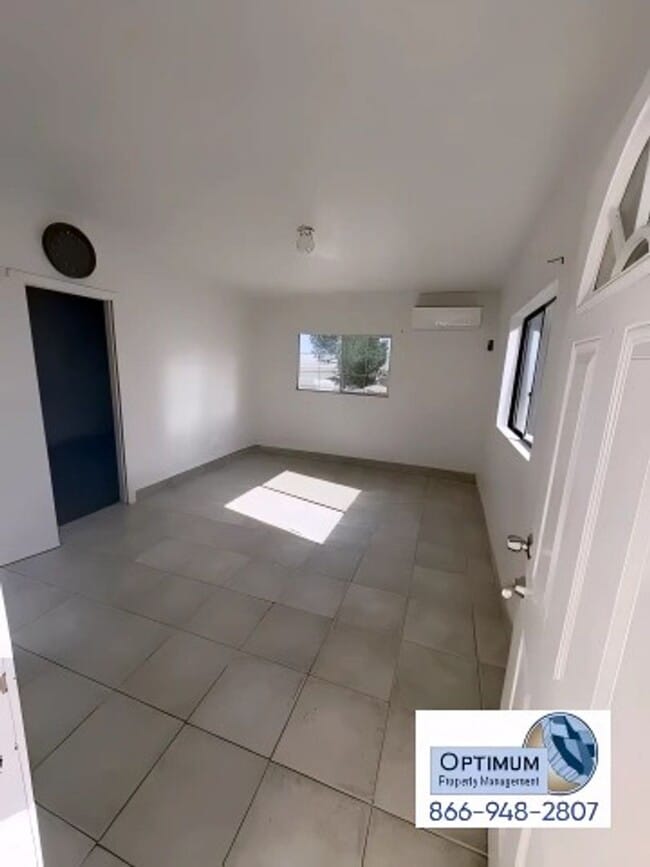 16689 A St in Victorville, CA - Building Photo - Building Photo