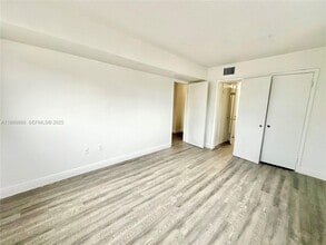 13285 NE 6th Ave in North Miami, FL - Building Photo - Building Photo