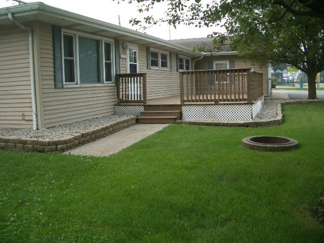 property at 247 Crestview Ln