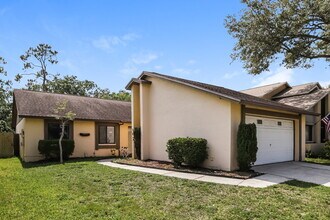 16130 Gardendale Dr in Tampa, FL - Building Photo - Building Photo