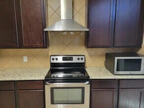 1537 Castle Creek Dr in Little Elm, TX - Building Photo - Building Photo