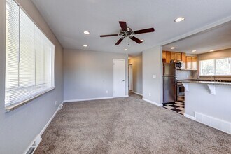 3873 W 89th Way in Westminster, CO - Foto de edificio - Building Photo