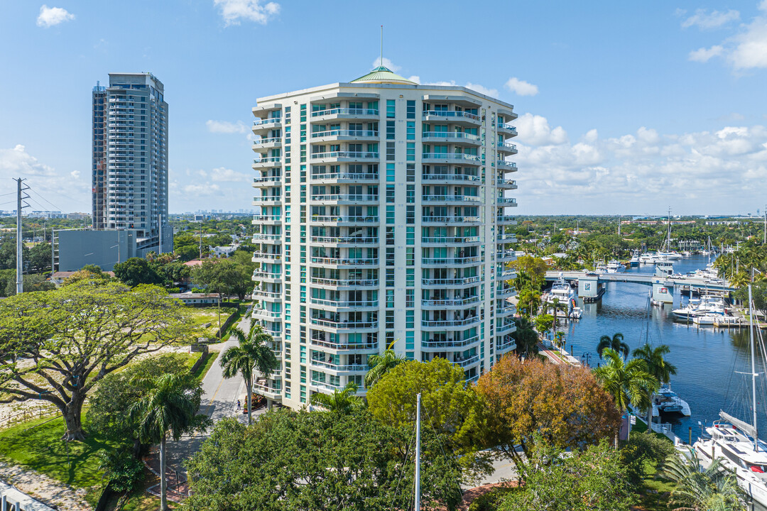 Esplanade on the New River in Fort Lauderdale, FL - Building Photo