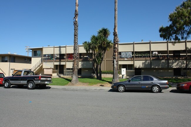 270 Dunster Dr in Campbell, CA - Foto de edificio - Building Photo