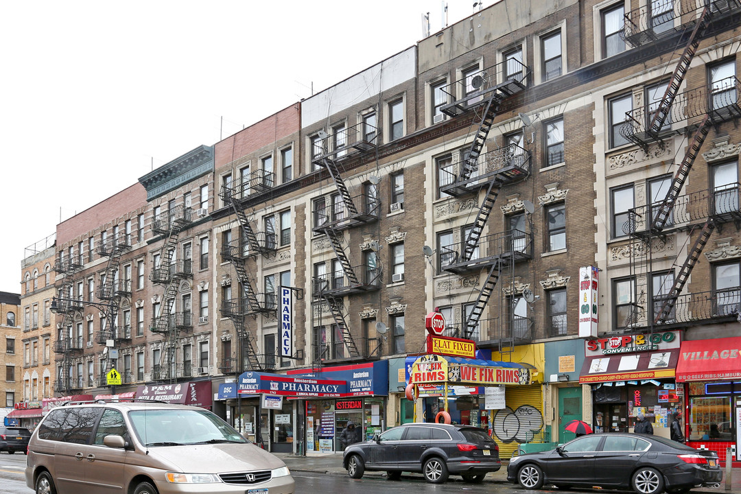 1741 Amsterdam Ave in New York, NY - Foto de edificio