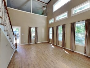 5729 Wilson Rd in Fort Worth, TX - Building Photo - Building Photo