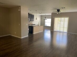 1122 Ballard Green Pl in Brandon, FL - Building Photo - Building Photo