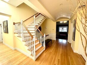 154 Beacon St in Boston, MA - Building Photo - Building Photo