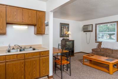 Pleasantville Park Apartments in Pleasantville, IA - Building Photo - Building Photo