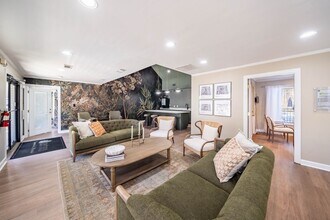 Hawthorne at Wisteria in Hoover, AL - Building Photo - Building Photo