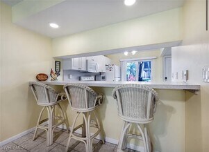 4080 Looking Glass Ln in Naples, FL - Building Photo - Building Photo