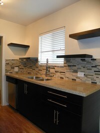 Building Photo - Deveron Apartments in Phoenix, Arizona