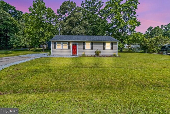 property at 4738 Washington Ave