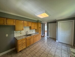 62 Grand St in Middletown, CT - Building Photo - Building Photo
