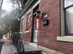 80 E Whittier St in Columbus, OH - Building Photo - Building Photo