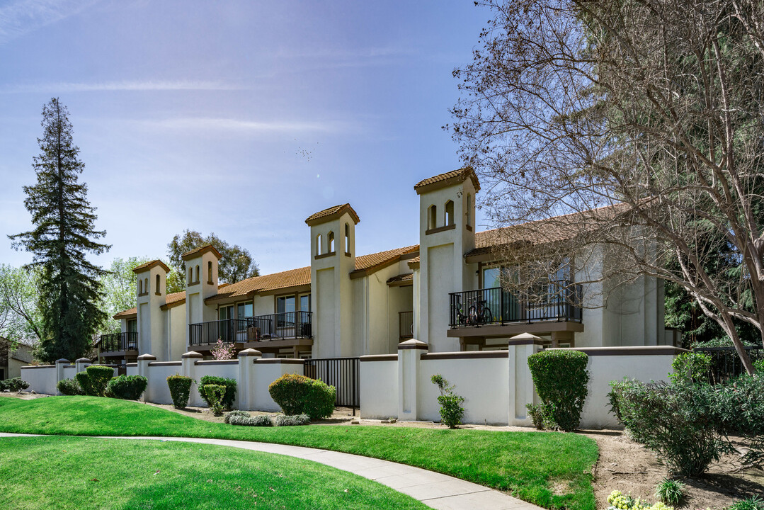 Cedar Springs Apartments in Fresno, CA - Foto de edificio