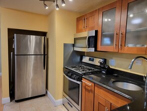 1619 Massachusetts Ave, Unit B2 in Cambridge, MA - Building Photo - Building Photo