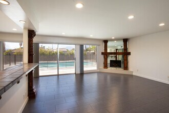 3033 E Verona Rd in Palm Springs, CA - Building Photo - Building Photo