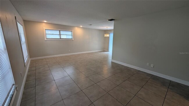 607 Parkwood Ave in Altamonte Springs, FL - Building Photo - Building Photo