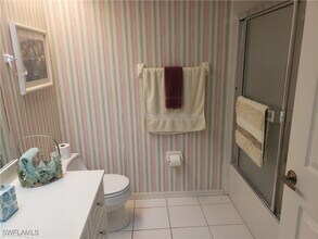 7552 Oleander Gate Dr in Naples, FL - Building Photo - Building Photo