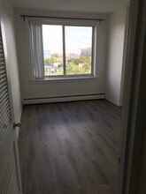 191 Presidential Blvd, Unit PH 6 in Bala Cynwyd, PA - Foto de edificio - Building Photo