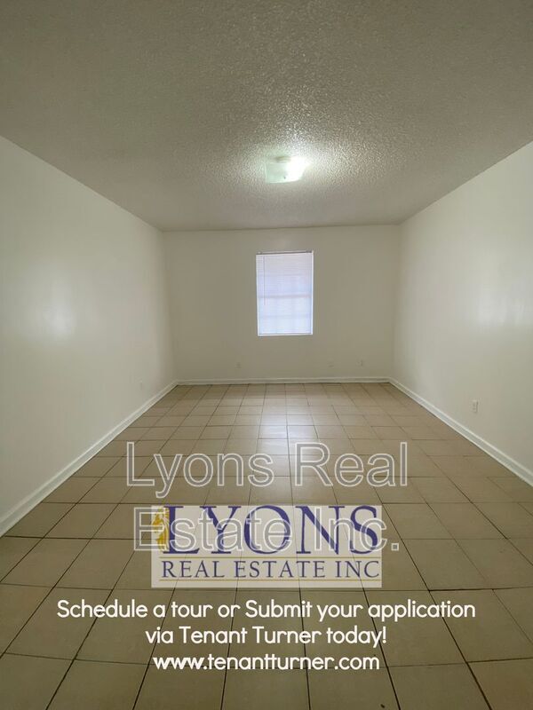 1102 S Gordon Ave in Adel, GA - Building Photo - Building Photo