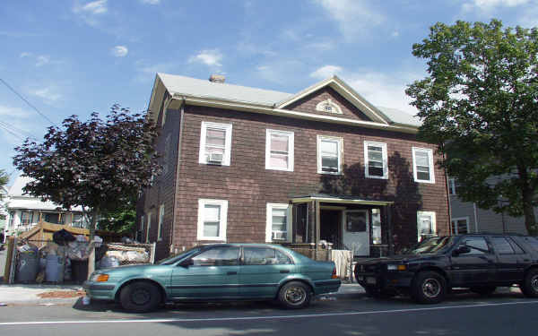 89 Tremont St in Everett, MA - Building Photo - Building Photo