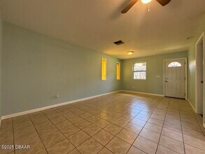 1561 Sunset Ln in Daytona Beach, FL - Building Photo - Building Photo