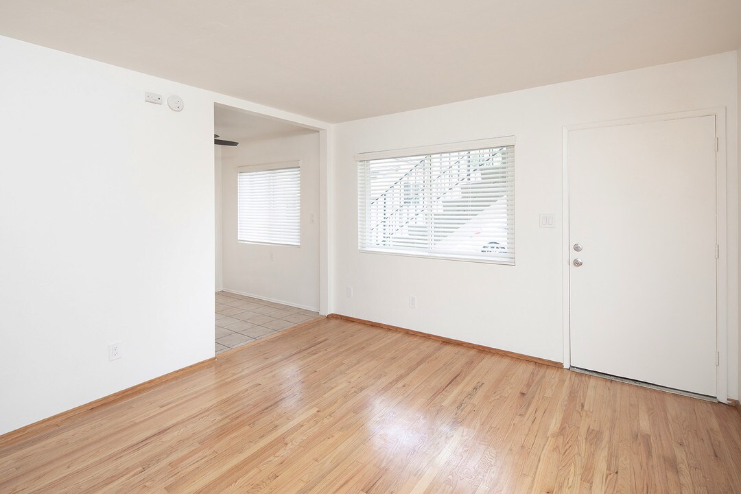 1240 Colusa St in San Diego, CA - Building Photo