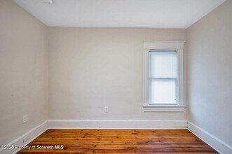 811 Grandview St in Scranton, PA - Building Photo - Building Photo
