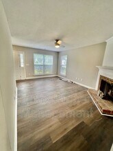 201 Ridge Lake Dr in Apex, NC - Building Photo - Building Photo
