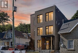 123 Harvey St in Ottawa, ON - Building Photo