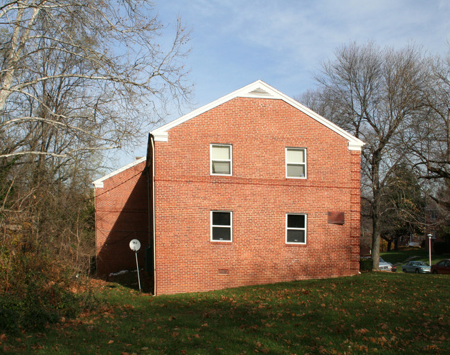 532-536 Random Rd in Baltimore, MD - Foto de edificio - Building Photo