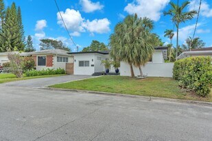 8819 Dickens Ave in Surfside, FL - Building Photo