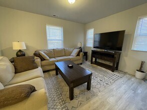 201 Socket St in Raleigh, NC - Building Photo - Building Photo