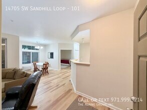 14705 SW Sandhill Loop in Beaverton, OR - Building Photo - Building Photo