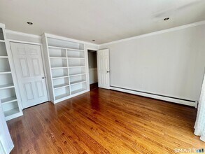 1867 Broadbridge Ave in Stratford, CT - Building Photo - Building Photo